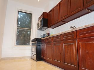 27 E 10th St, Brooklyn, NY 11218