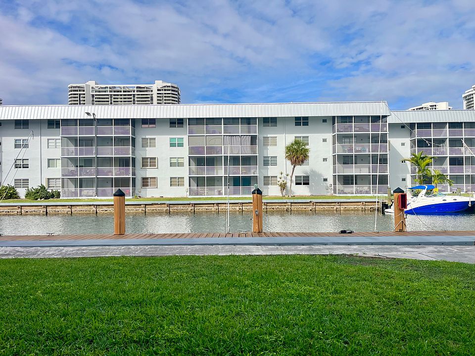1st image of 3551 NE 169th St APT 112