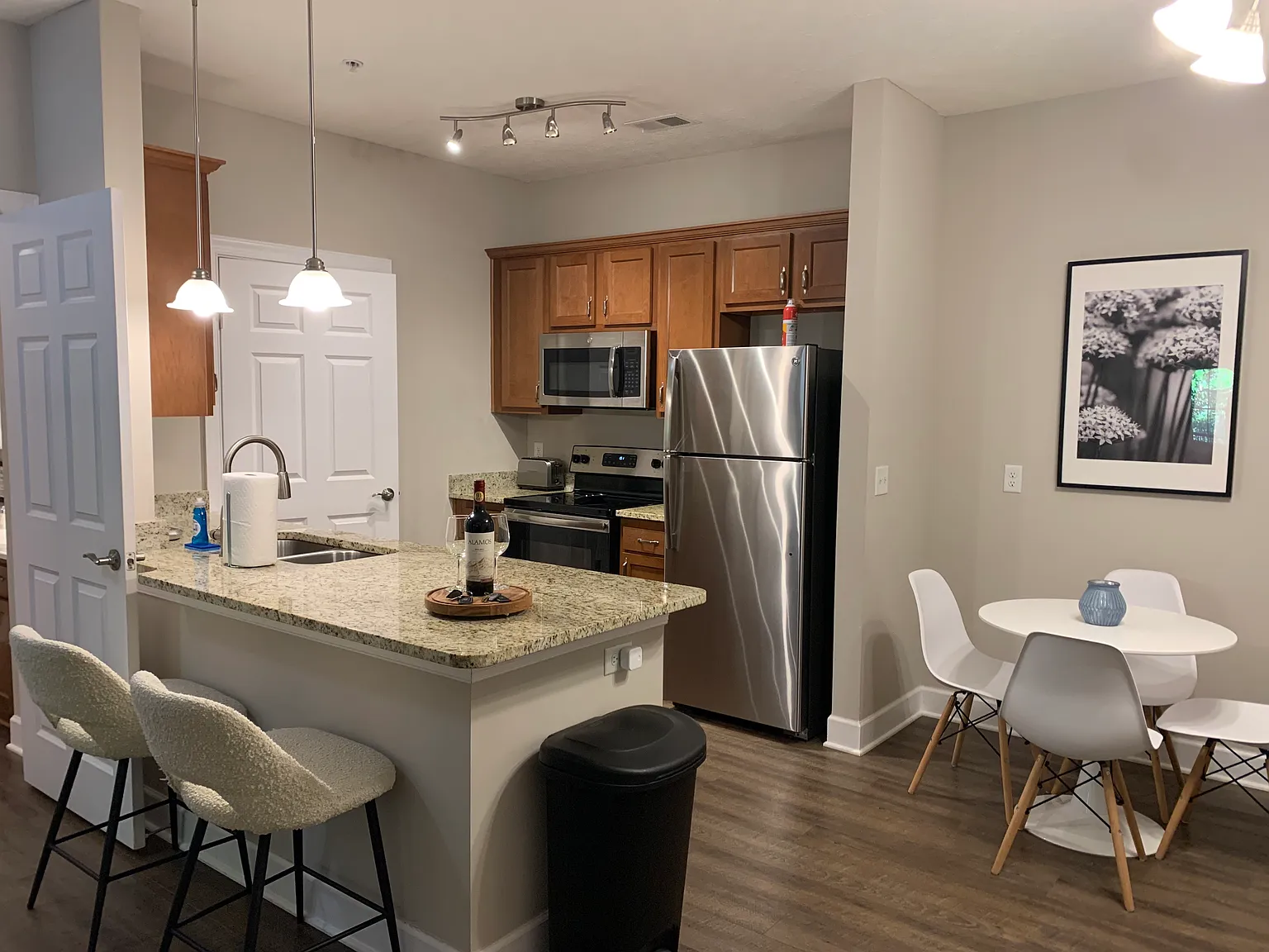 1 bed, $3,870 — Photo 2