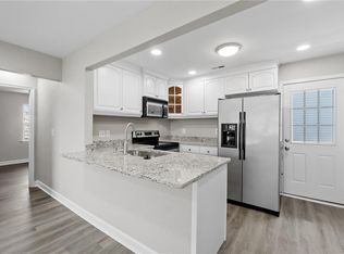 1228 W Ocean View Ave APT M, Norfolk, VA 23503