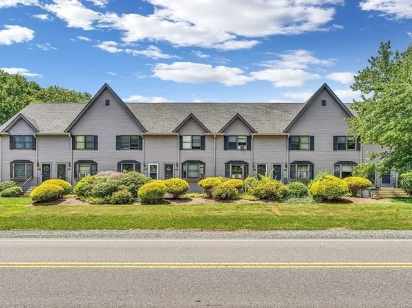 1393 Plymouth St Unit 1393, East Bridgewater, MA 02333