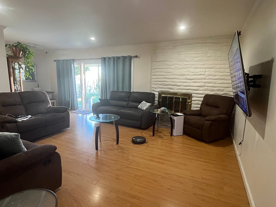 1st image of 9214 Valjean Ave