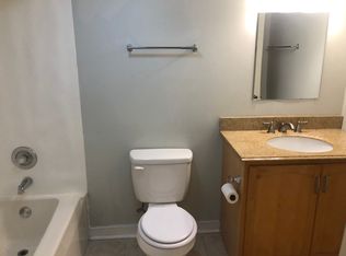 2541 S Lowell Ave #3, Springfield, IL 62704