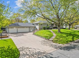 1345 Elsinore Cir, Long Lake, MN 55356