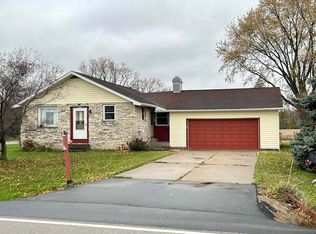 3303 County Rd E, Omro, WI 54963