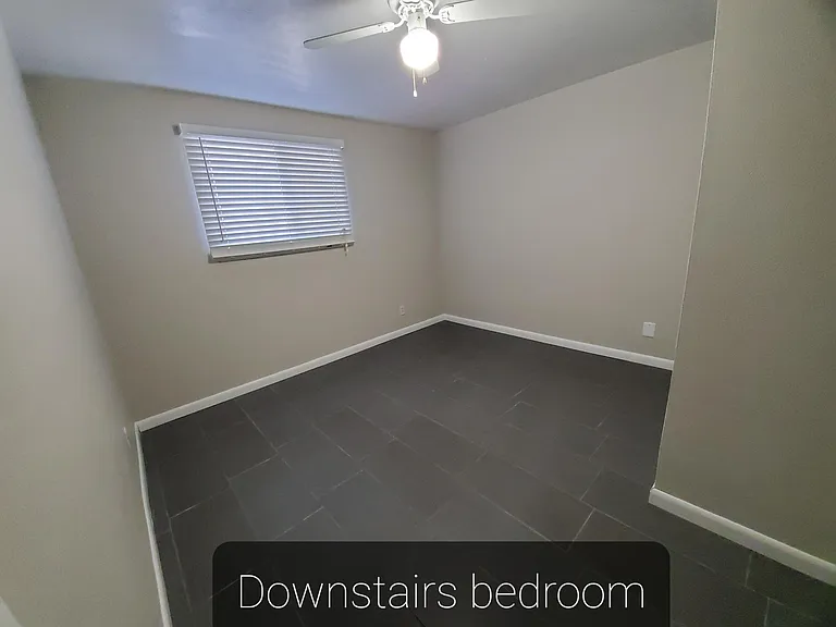 924 Ellston St — Photo 14