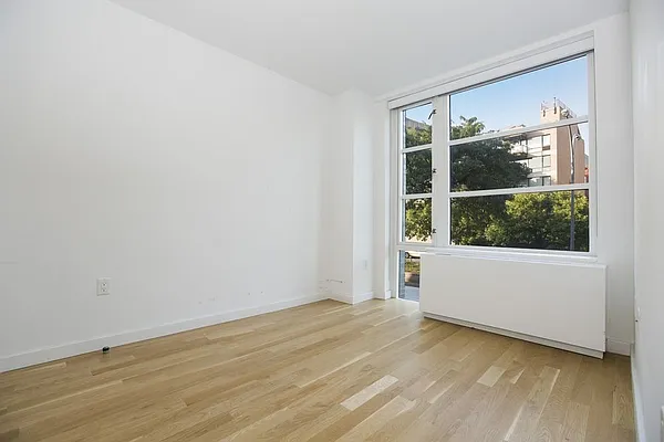 Rented by REAL New York | media 29