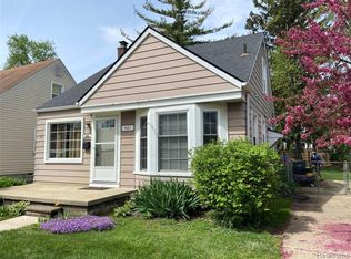 421 N Campbell Rd, Royal Oak, MI 48067