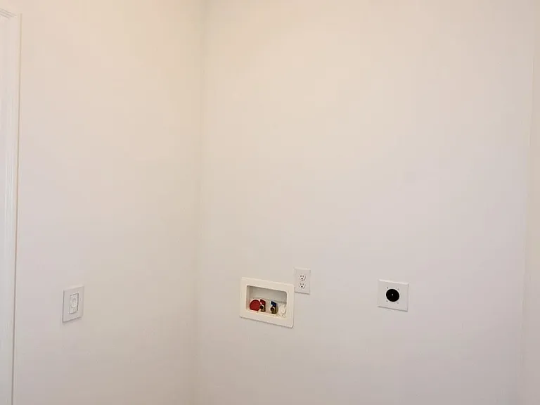 5595 Noble Ct — Photo 25