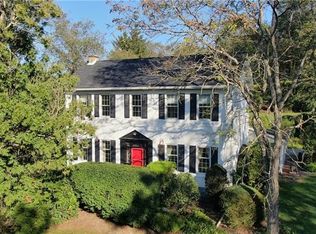 461 Lindsay Rd, Zelienople, PA 16063