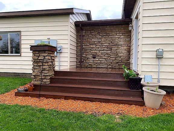 2nd image of 2379 Rose Ln