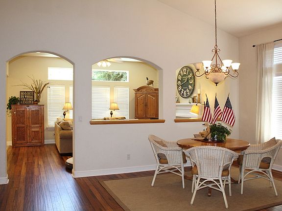 5th image of 620 Live Oak Ct