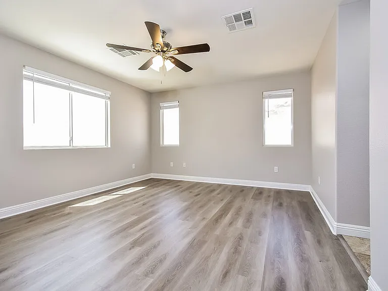 10460 Chrisman Ave — Photo 11