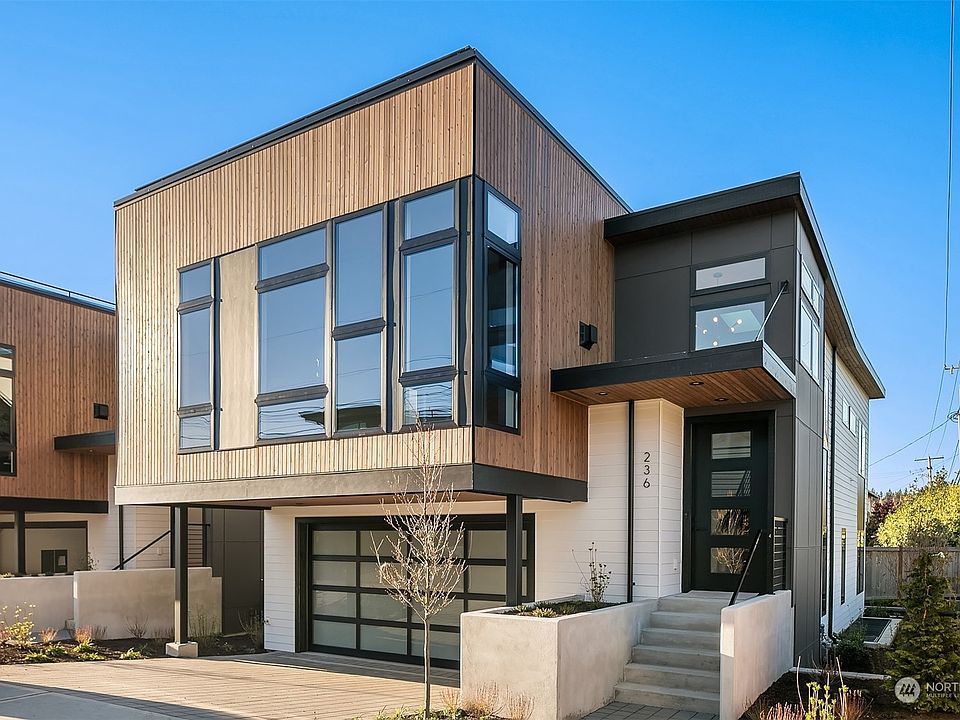 1st image of 236 3rd Avenue S