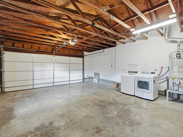 2500 Alma Dr — Photo 25