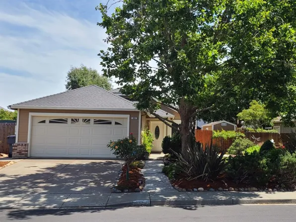 804 Sapphire Cir, Vacaville, CA 95687
