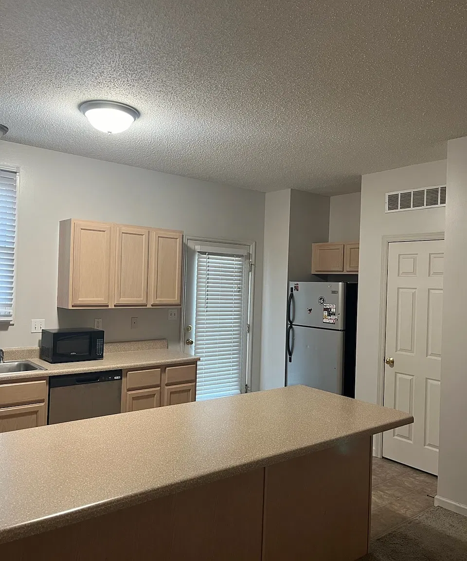2 bed, 2.5 bath, 1224 sqft, $2,175 — Photo 4