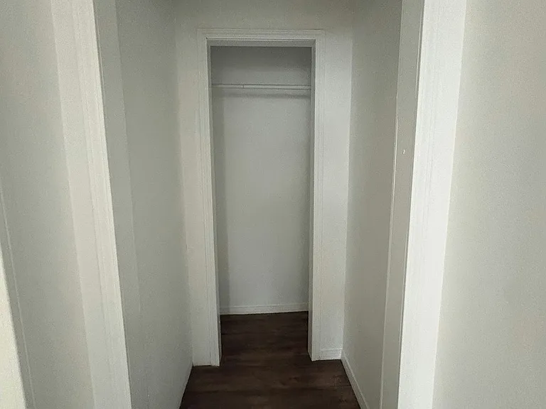 555 N La Cadena Dr #4 — Photo 11