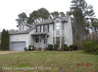 107 Runaway Ln, Yorktown, VA 23692