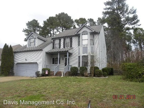 107 Runaway Ln, Yorktown, VA 23692