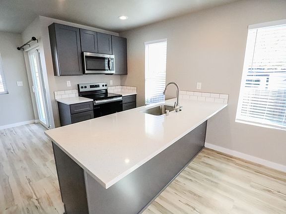 4th image of 3003 E 36th Ave #1