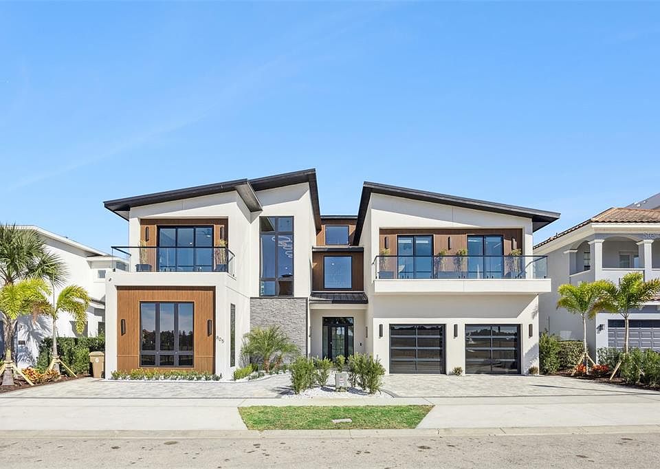 1st image of 805 GOLDEN BEAR DRIVE