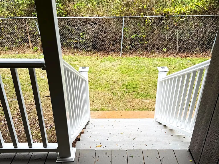 31 Canterbury Ct — Photo 44