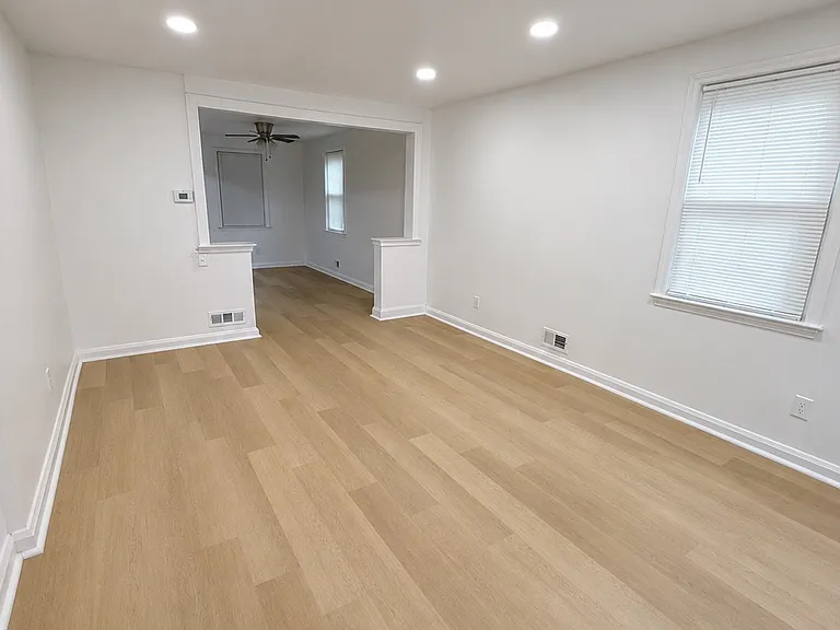 3225 Woodring Ave — Photo 2