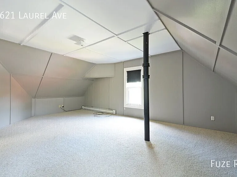 1621 Laurel Ave — Photo 18