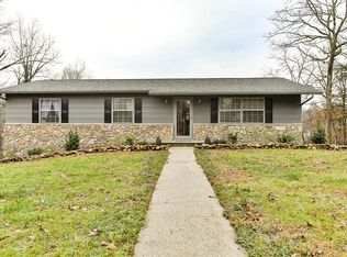 8232 Landmark Dr, Knoxville, TN 37923