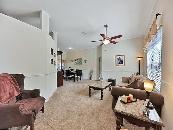 4th image of 20 Acanthus Cir