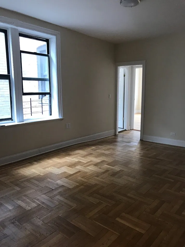1 bed, 700 sqft, $2,120 — Photo 3