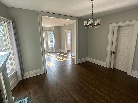 4th image of 22 Woodward Ave #2