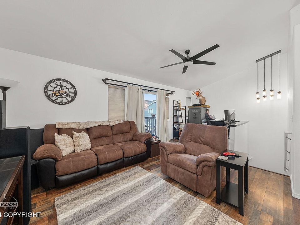 moonページ 7965 Crescent Moon Pl #19, Anchorage, AK 99507 | Zillow