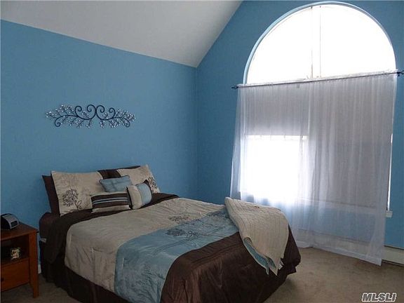 5th image of 46 Palmetto Dr