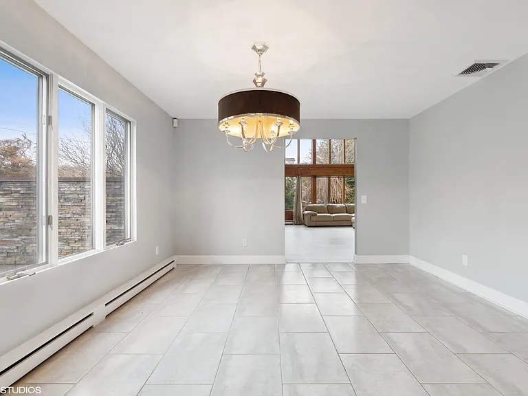 4 Box Tree Rd — Photo 12