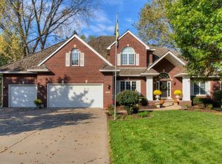 2092 NW 134th St, Clive, IA 50325