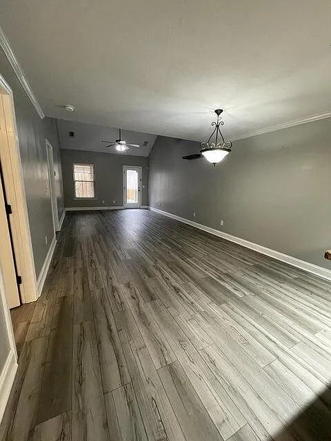 3 bed, 2.5 bath, 1749 sqft, $1,750 — Photo 2