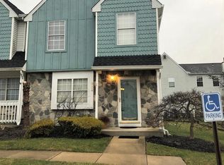934 Woodstock Ct, Sewell, NJ 08080