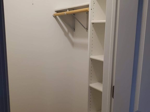 5th image of 11329 Moraine Dr APT D
