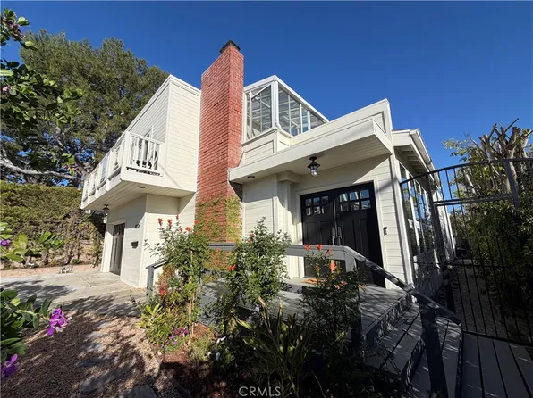 1659 3rd St, Manhattan Beach, CA 90266
