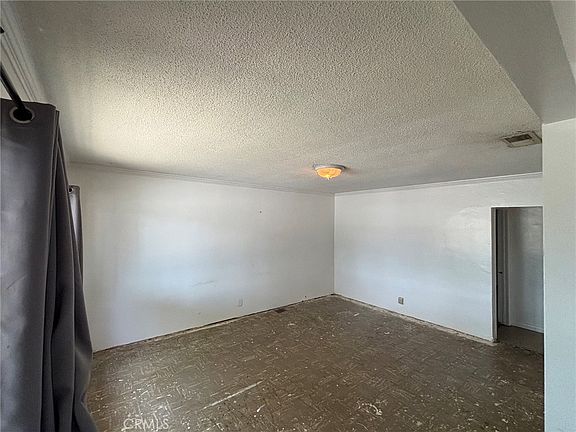 5th image of 14172 Edwards St