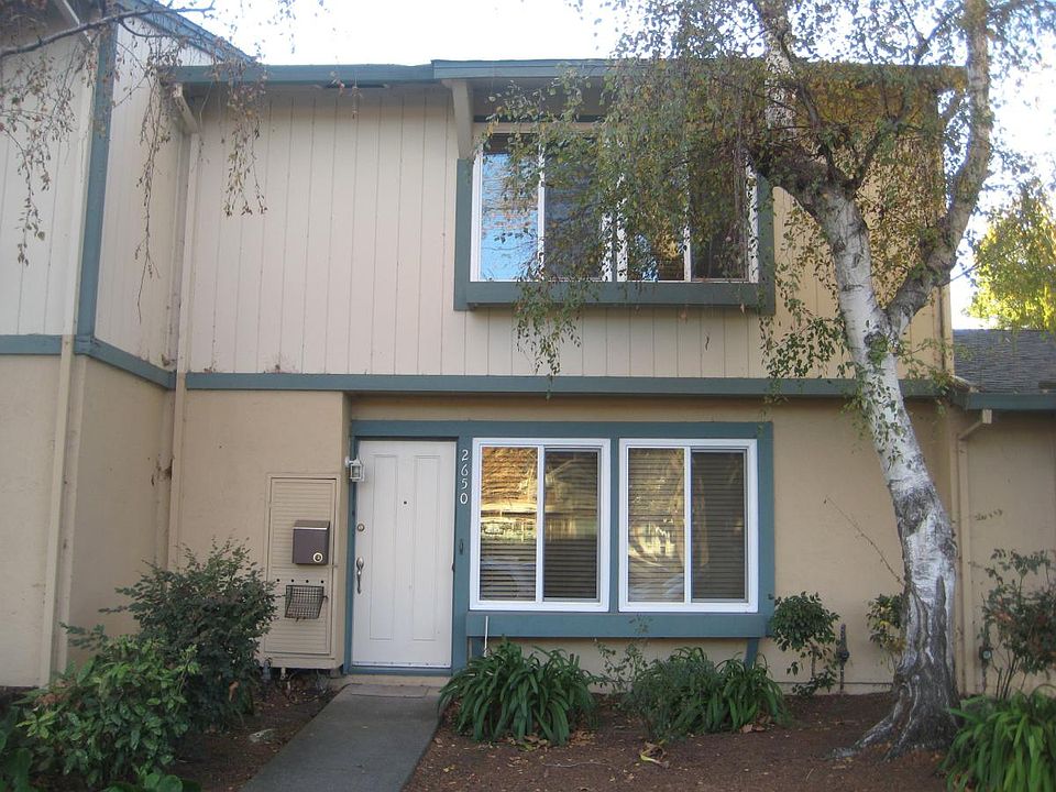 1st image of 2650 Oliver Dr