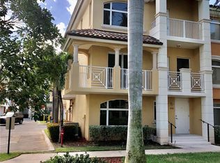 2733 NE 184th Ln #141, North Miami Beach, FL 33160