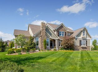 395 Painted Woods Dr, Waukee, IA 50263