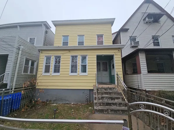 468 S 10th Ave, Mount Vernon, NY 10550