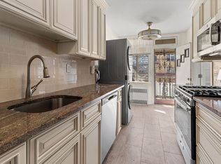 1136 E 225th St, Bronx, NY 10466