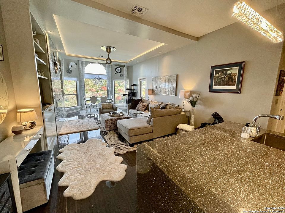 1st image of 20 Tapatio Dr E #308