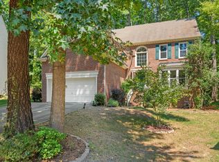 314 Hunters Xing, Cary, NC 27518