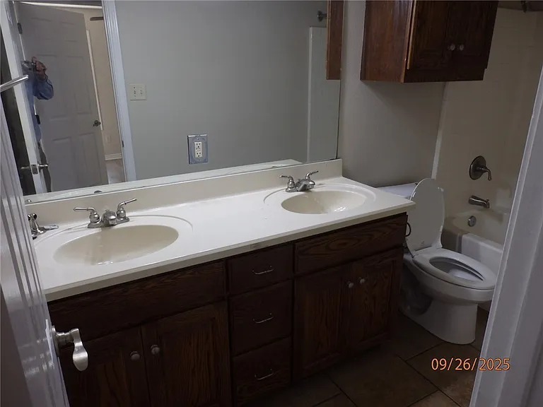 3717 Dove Crossing Ln — Photo 17